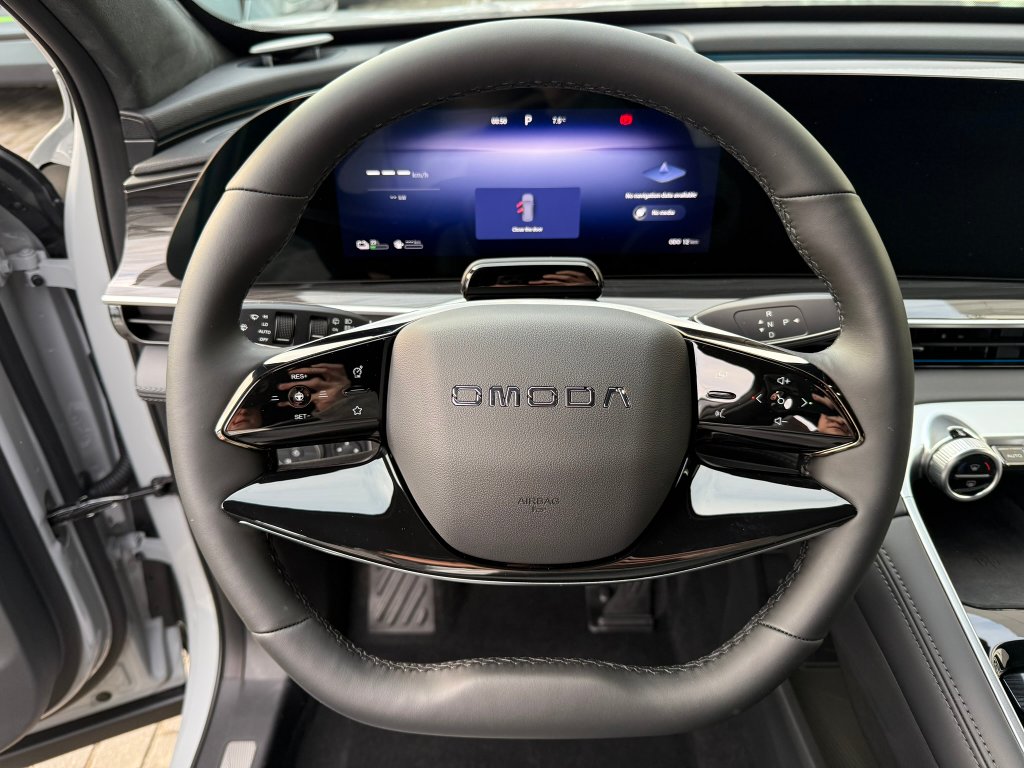 Vozidlo OMODA 9 SHS